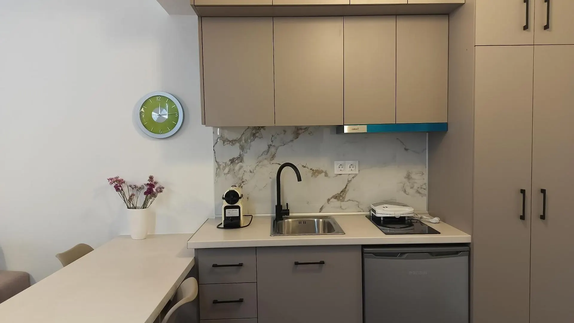 Apartment Iasonas Downtown- Tsimiski Ladadika - Explore Center By Foot - Close To Aristotelous Square Thessaloniki